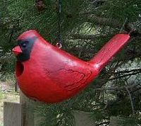 http://lakesidedecoys.com/images/tn_cardinal-birdhouse_89.jpg